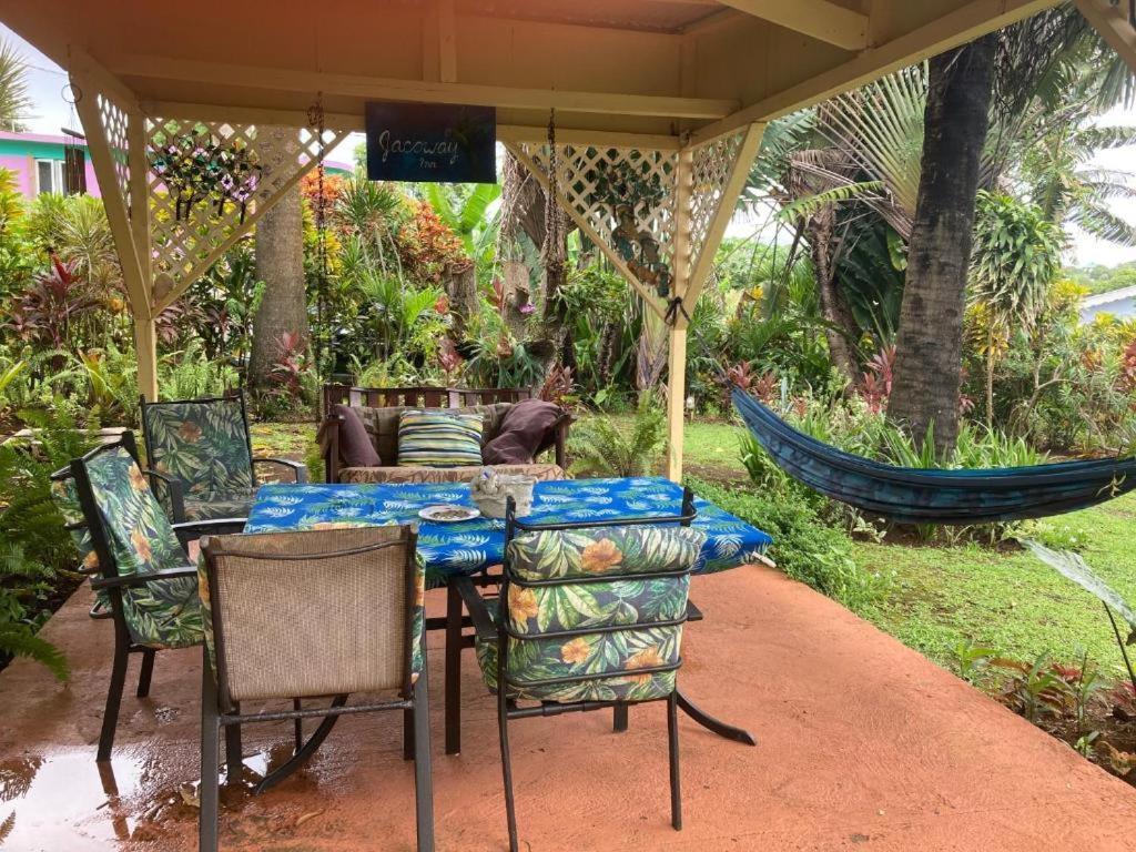 Jacoway Inn Calibishie Bagian luar foto