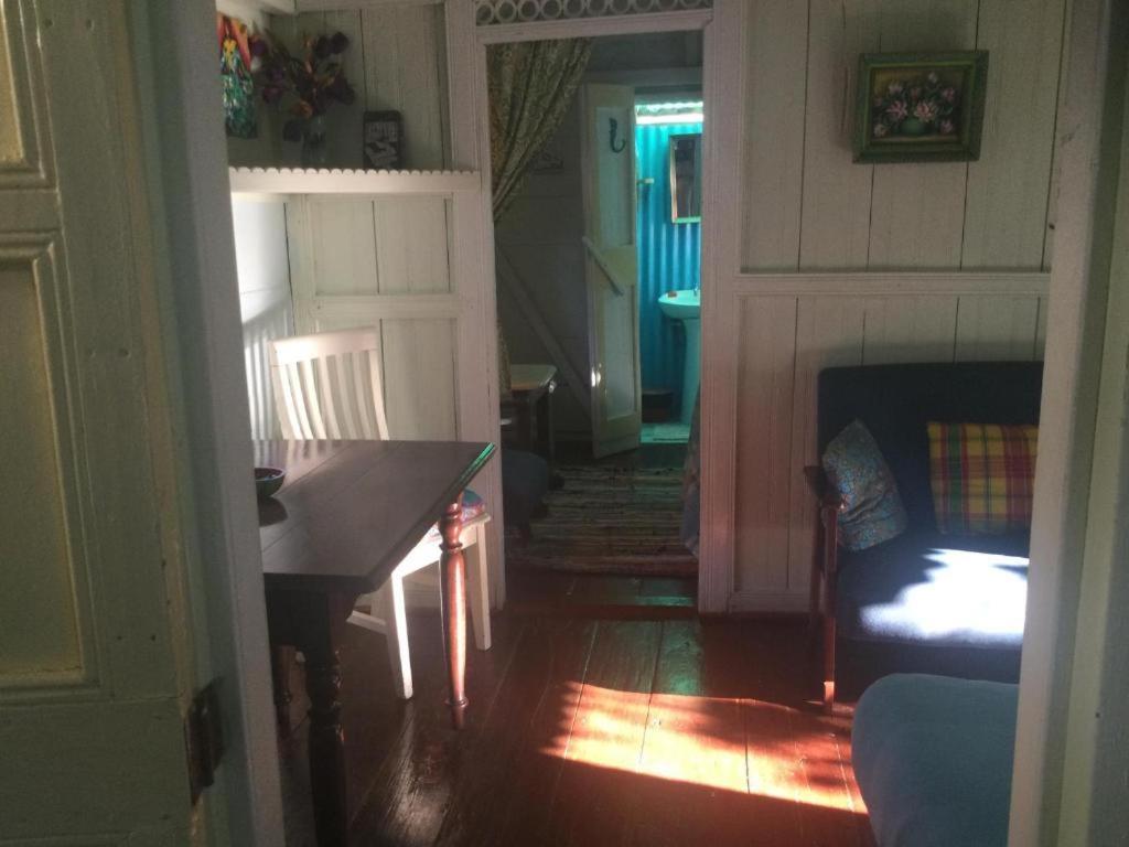 Jacoway Inn Calibishie Bagian luar foto